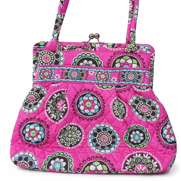 Vera Bradley Handbags - Vera Bradley Vintage Pink Quilted Kiss Lock Shoulder Bag Purse